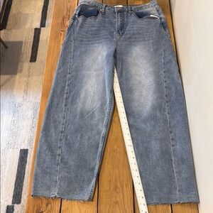 Vigoss Barrel Leg Cropped Jeans, Size 29